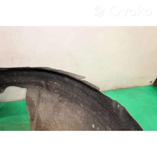 Audi A4 S4 B7 8E 8H Rivestimento paraspruzzi passaruota anteriore 