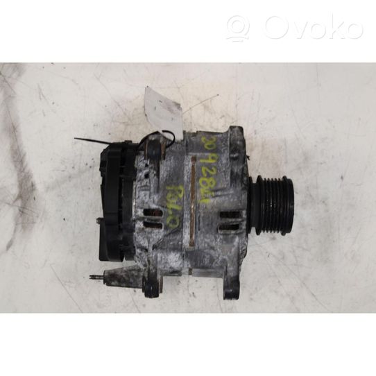 Volkswagen Polo IV 9N3 Generatore/alternatore 