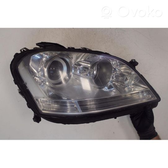 Mercedes-Benz ML W164 Lampa przednia 