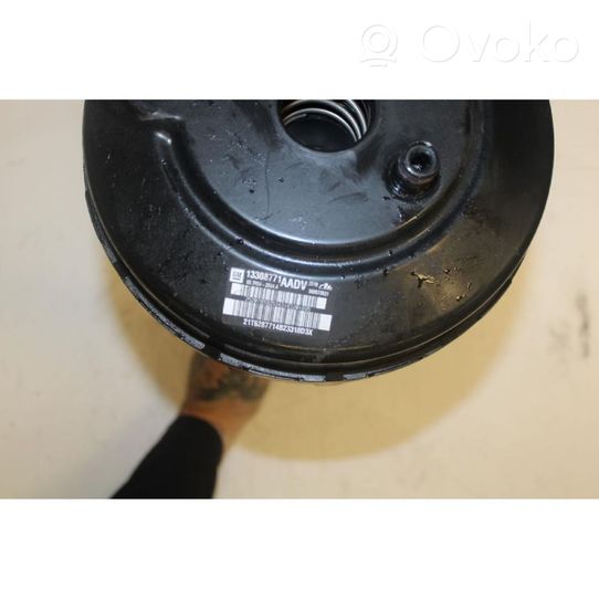 Opel Zafira C Brake booster 