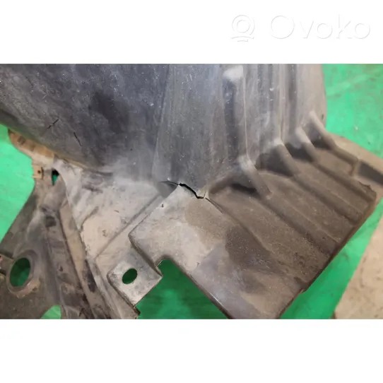 Nissan Note (E11) Rivestimento paraspruzzi passaruota anteriore 