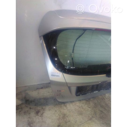 Ford Fiesta Takaluukun/tavaratilan kansi 