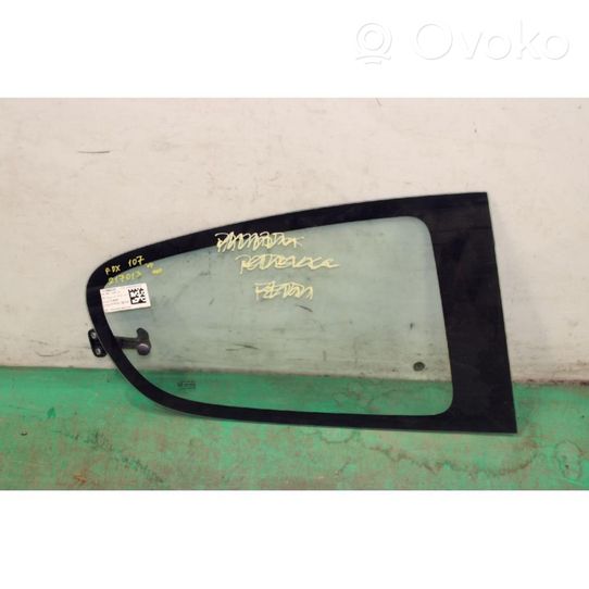 Peugeot 107 Rear door window glass 