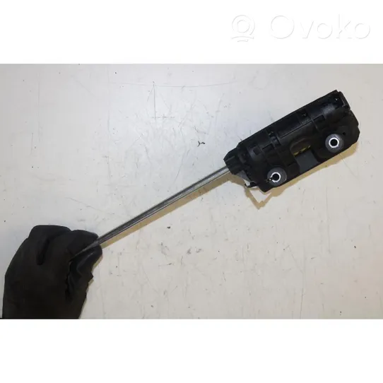 Volkswagen Caddy Rear door interior handle 