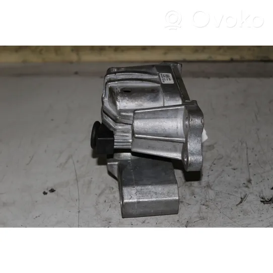 Fiat Tipo Engine mount bracket 