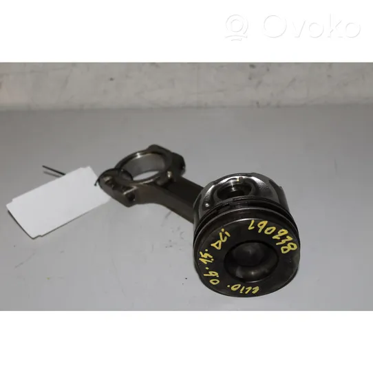 Renault Clio III Piston avec bielle 