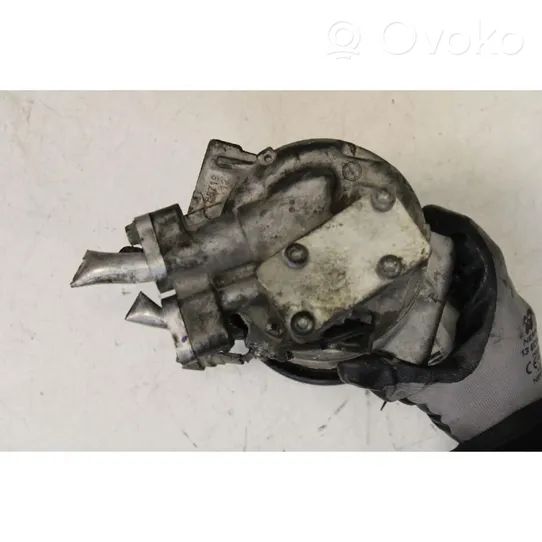 Renault Clio I Air conditioning (A/C) compressor (pump) 