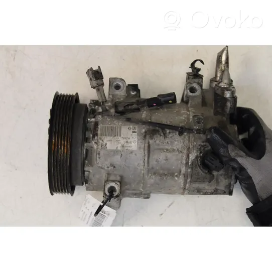 Renault Clio I Air conditioning (A/C) compressor (pump) 