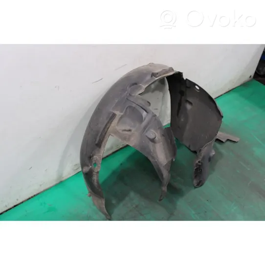 Renault Clio II Rivestimento paraspruzzi passaruota anteriore 