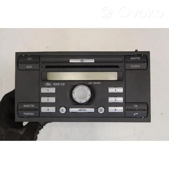 Ford Fusion Radio/CD/DVD/GPS head unit 