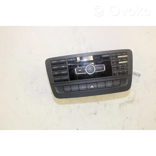 Mercedes-Benz A W176 Radio/CD/DVD/GPS-pääyksikkö A2469006710