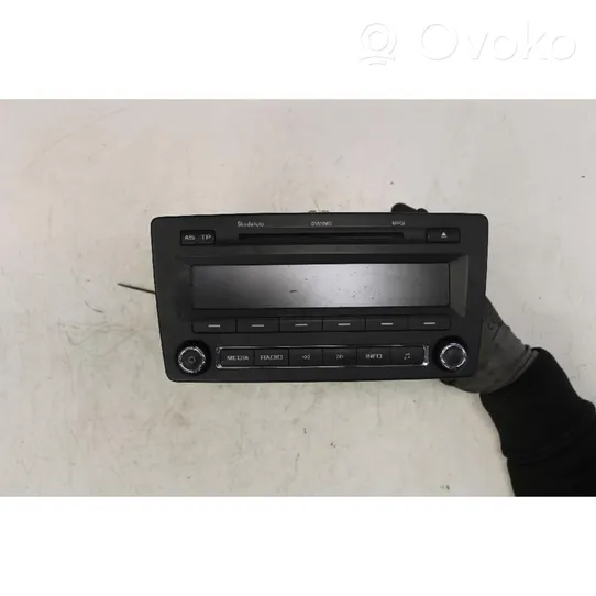 Skoda Yeti (5L) Panel / Radioodtwarzacz CD/DVD/GPS 