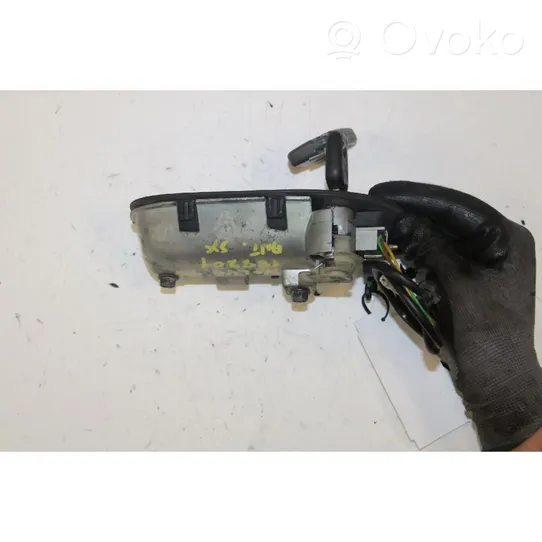 Volvo S40, V40 Front door exterior handle 