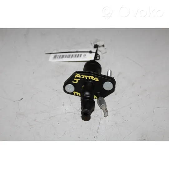 Opel Astra J Clutch master cylinder 