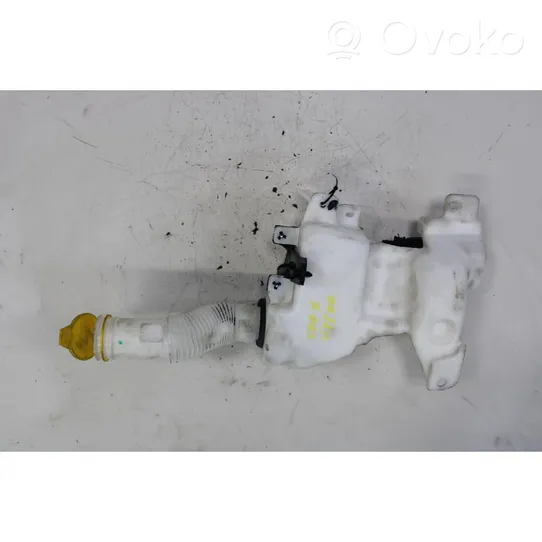 Fiat 500X Windshield washer fluid reservoir/tank 