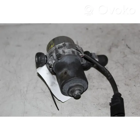 Volkswagen Touareg I Vacuum pump 