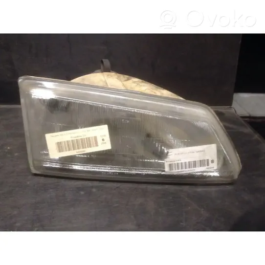 Peugeot 106 Lampa przednia 