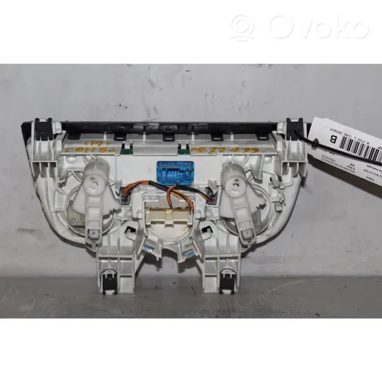 Opel Combo D Climate control unit 