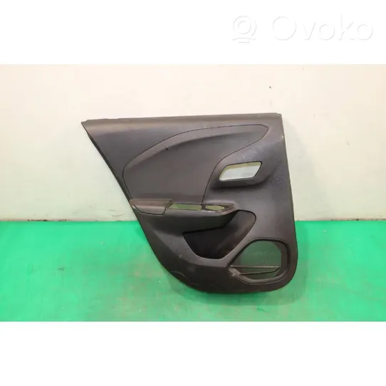 Opel Corsa F Takaoven verhoilu 