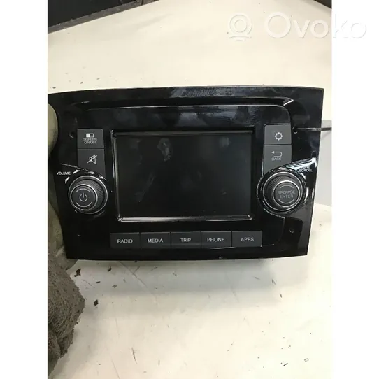 Fiat Doblo Radio/CD/DVD/GPS-pääyksikkö 