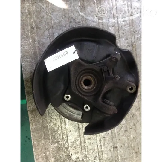 Mercedes-Benz E W124 Rear wheel hub 