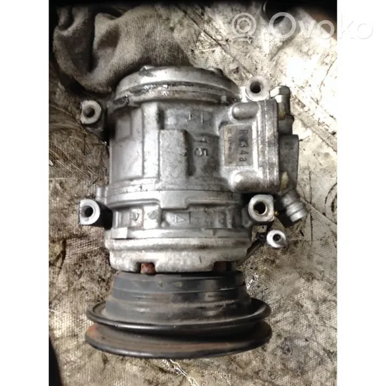 Toyota Land Cruiser (BJ70) Compressore aria condizionata (A/C) (pompa) 