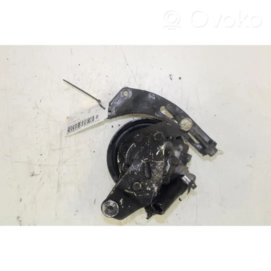 Nissan Atleon Power steering pump 