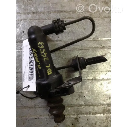 Volkswagen Polo IV 9N3 Clutch slave cylinder 