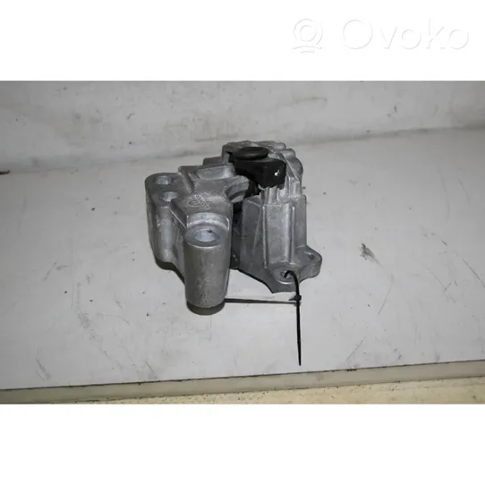 Fiat 500X Engine mount bracket 