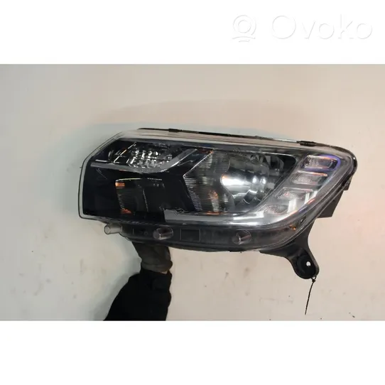 Dacia Sandero Phare frontale 260605665R