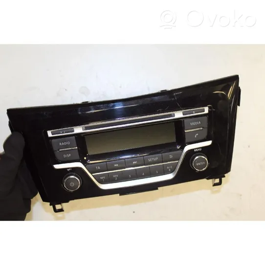 Nissan Qashqai Unità principale autoradio/CD/DVD/GPS 