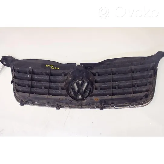 Volkswagen PASSAT B5.5 Front grill 