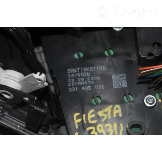 Ford Fiesta Unidad delantera de radio/CD/DVD/GPS 