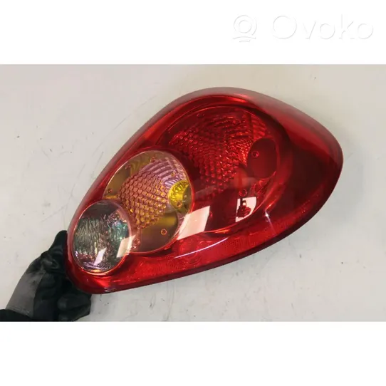 Toyota Aygo AB10 Lampa tylna 