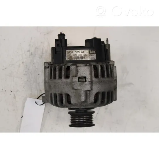 Volkswagen Polo IV 9N3 Alternator 