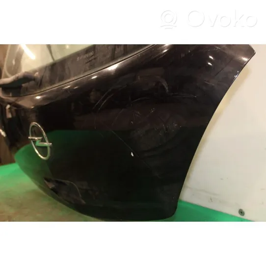 Opel Corsa D Tylna klapa bagażnika 