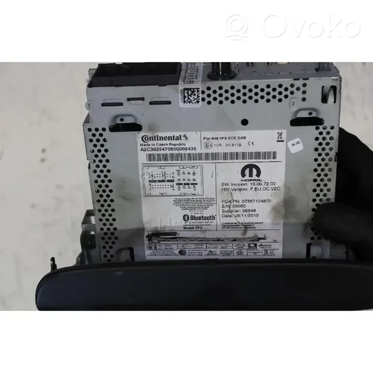 Lancia Ypsilon Radio/CD/DVD/GPS-pääyksikkö 07357104870