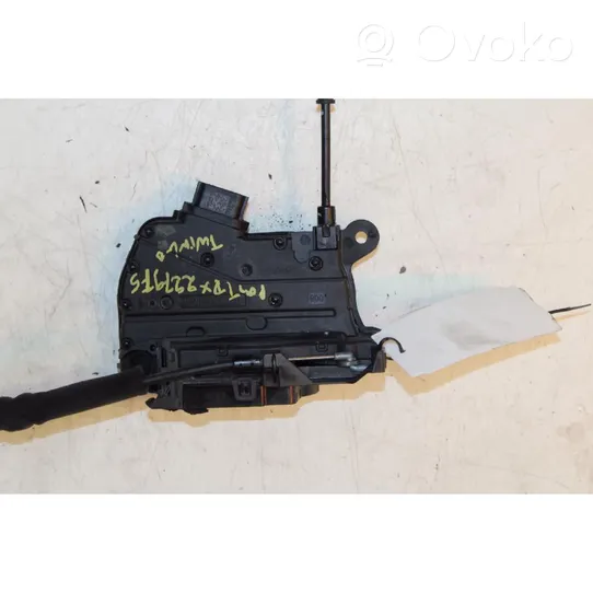 Renault Twingo III Rear door lock 825022177R