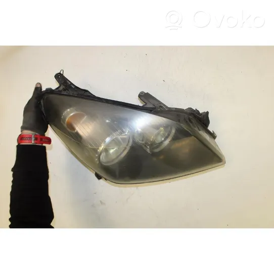 Opel Astra H Lampa przednia 