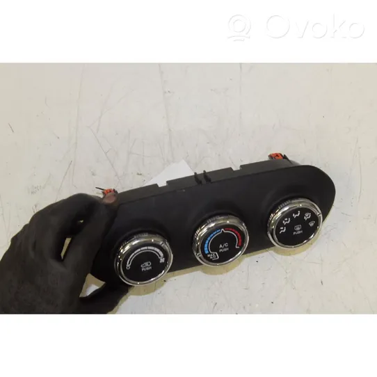 Jeep Renegade Climate control unit 