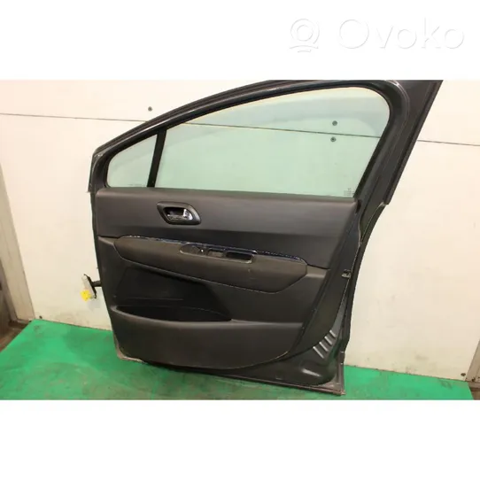 Peugeot 5008 Front door 