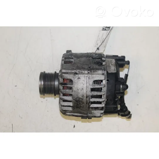 Volkswagen Touran III Generatore/alternatore 