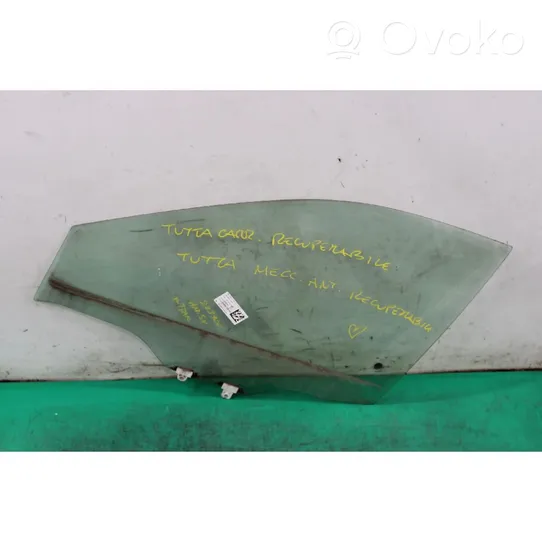 Nissan X-Trail T32 Front door window glass four-door 