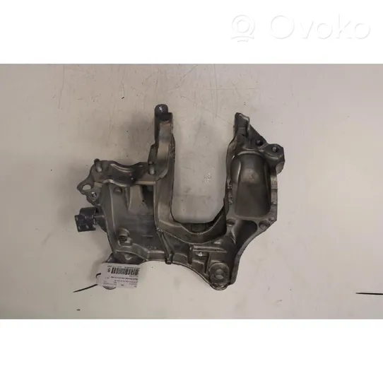 Audi Q5 SQ5 Engine mount bracket 