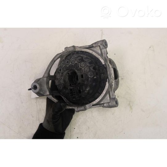 Audi Q5 SQ5 Engine mount bracket 