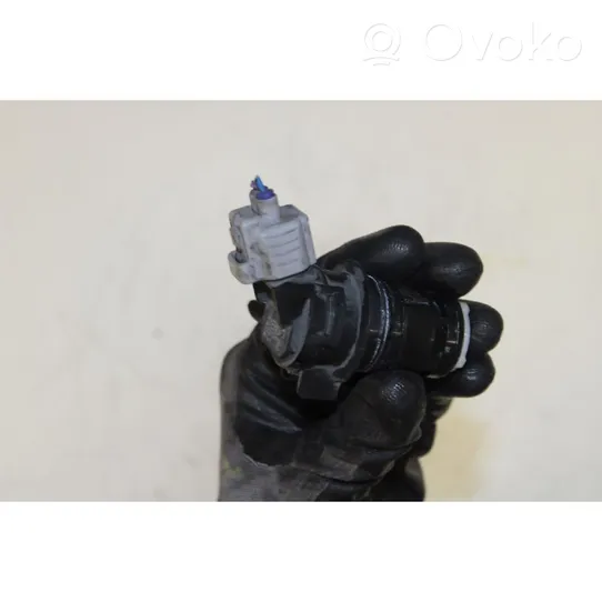 Toyota Prius (XW30) Windscreen/windshield washer pump 