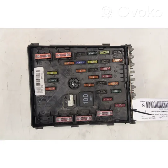 Volkswagen PASSAT CC Fuse module 