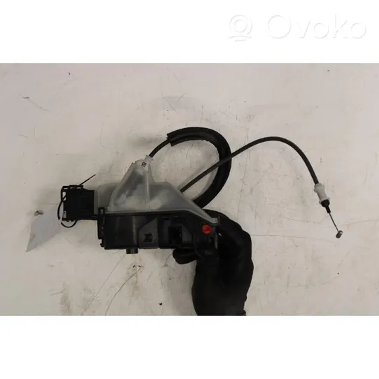 Opel Crossland X Rear door lock 