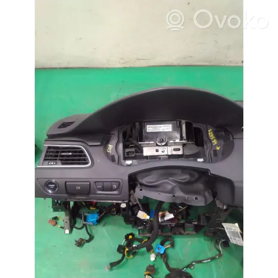 Peugeot 508 Airbag set with panel 