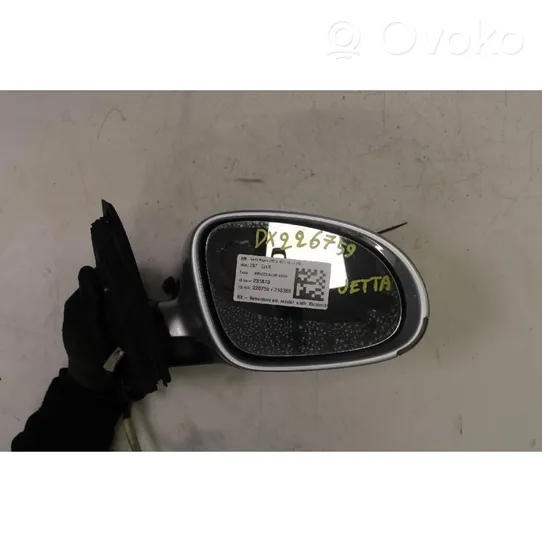 Volkswagen Jetta V Front door electric wing mirror 